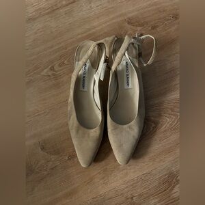 Manolo Blahnik Suede Kitten Heels Size 40 1/2
